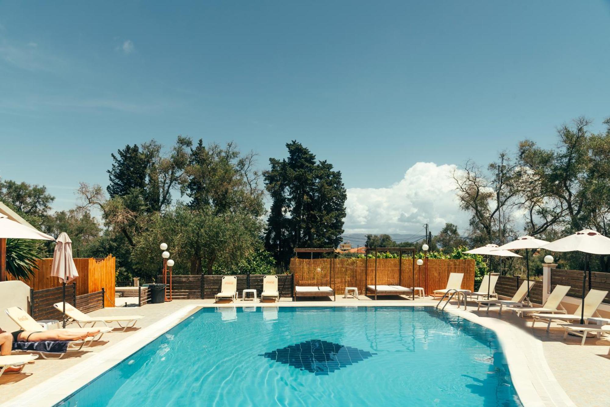 Kalypso Studio Resorts 卡沃斯 外观 照片