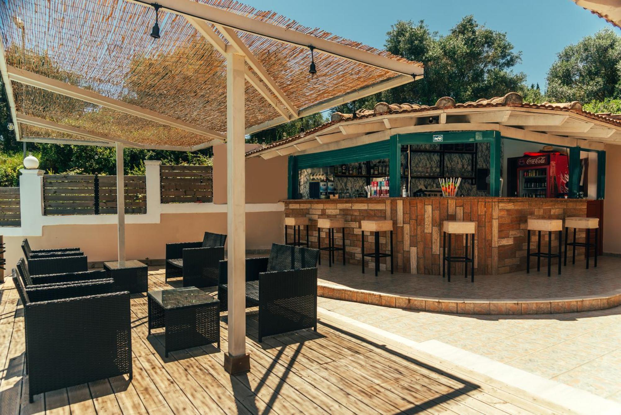 Kalypso Studio Resorts 卡沃斯 外观 照片